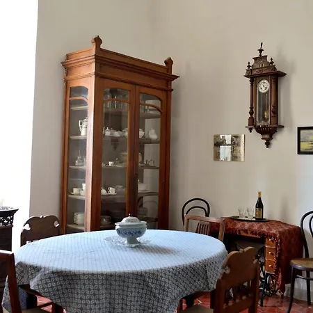 Residenza Storica Parco Lanoce * ポッジャルド