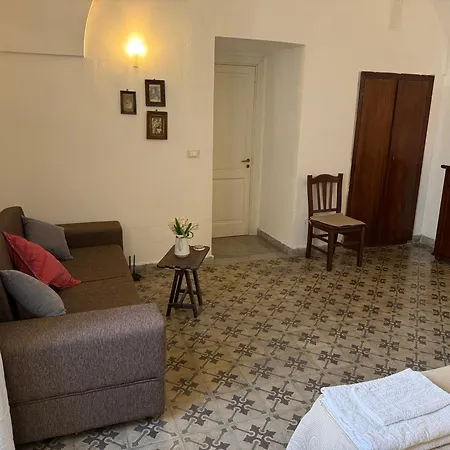 Residenza Storica Parco Lanoce ポッジャルド